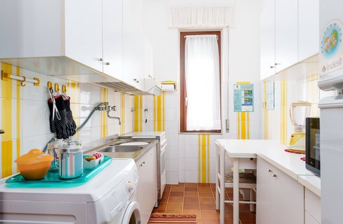 San Giovanni Apartment | Apartment 'Casa Isa 100m from the Sea' with Balcony and Wi-Fi