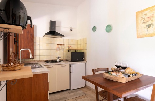 Cardedu Apartment | Apartment 'Casa Museddu Sonia 1' with Mountain View, Wi-Fi and Air Conditioning