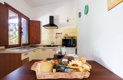 Cardedu Apartment | Apartment 'Casa Museddu Sonia 1' with Mountain View, Wi-Fi and Air Conditioning