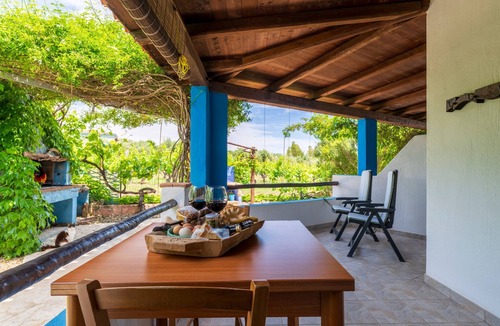 Cardedu Apartment | Apartment 'Casa Museddu Sonia 2' with Mountain View, Wi-Fi and Air Conditioning