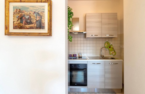 Castelsardo Historic Centre Apartment | Apartment 'Charlie Beach' with Sea View, Balcony and Air Conditioning