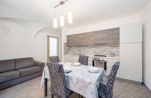 La Maddalena Apartment | Apartment 'Il Cortile' with Private Veranda