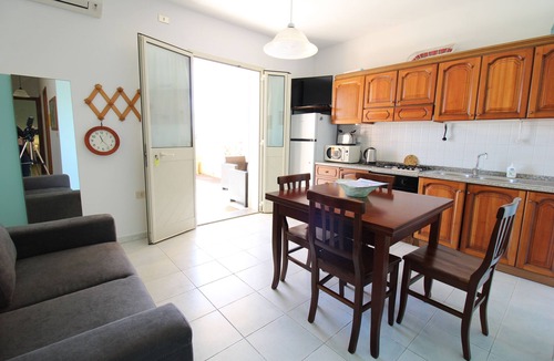 La Caletta Apartment | Apartment in front of the beach