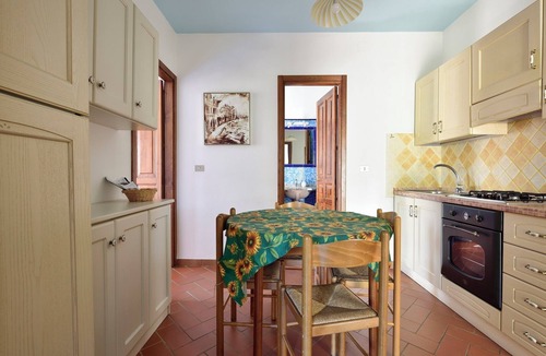Lotzorai Apartment | Apartmento a 3-minute walk from the beach.