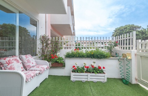 Santa Teresa di Gallura Apartment | Apartment 'Bilo Nina' with Private Garden and Air Conditioning