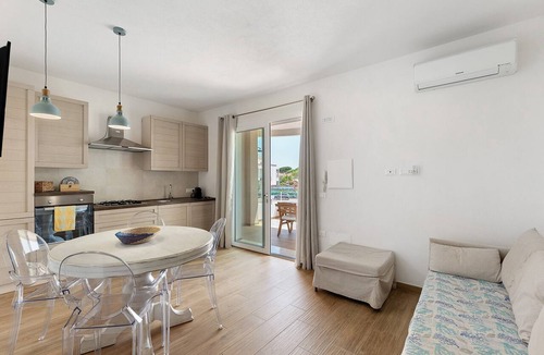 La Caletta Apartment | Apartment 'Seaview' with Sea View, Wi-Fi and Air Conditioning