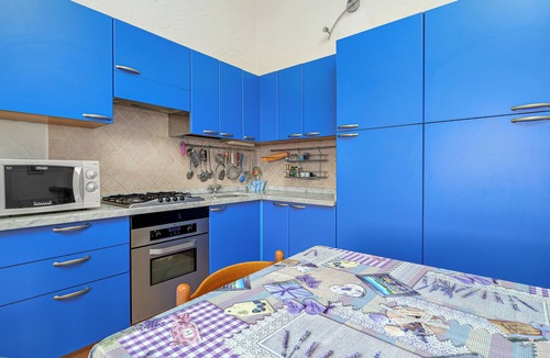 Monte Petrosu Apartment | Apartment 'Tavolara Monte Petrosu' with Mountain View, Private Terrace and Air Conditioning