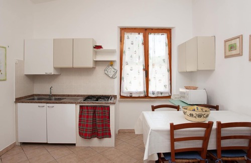 Cala Liberotto Apartment | Apartment Villa Peps close to the Beach with Garden