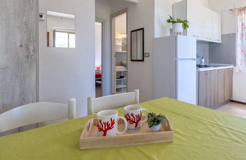 Valledoria Apartment | Apartment 'Villa Singola 2 Sea View' with Private Terrace and Air Conditioning