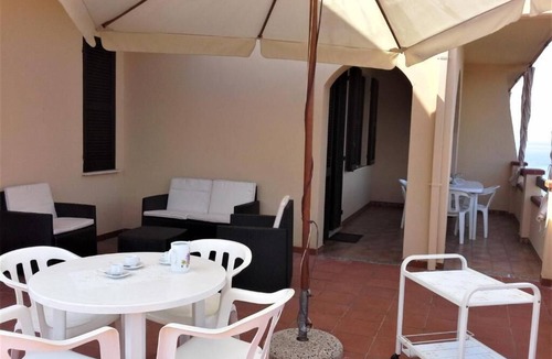 Marina di Gutturu Flumini Apartment | APPARTAMENTO CON TERRAZZA VISTA MARE A DUE MINUTI DALLA SPIAGGIA (IUN P5515)