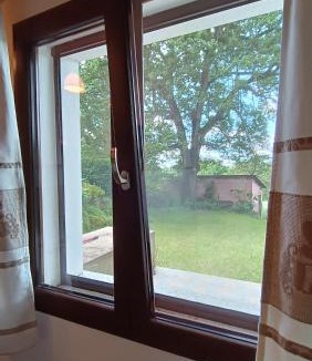Austis Bed & Breakfast | B&B Kikina