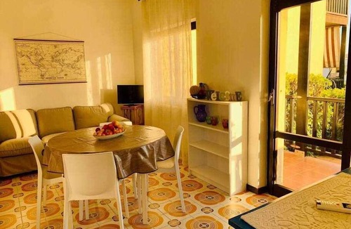 Lido Apartment | Beachfront three room apartment with garden "Ostrica"
