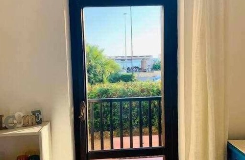 Lido Apartment | Beachfront three room apartment with garden "Ostrica"