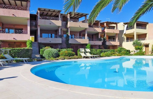Porto Pozzo Apartment | Beautiful apartment for 4 people with WIFI, A/C, pool, terrace and pets allowed