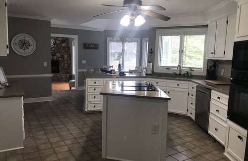 Lake Murray of Richland House | Beautiful Lakehouse, stunning sunsets private pool, perfect for small venues.