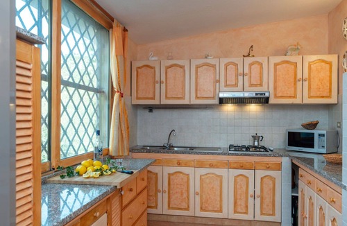 Osseddu House | Beautiful private villa for 7 guests with A/C, TV, patio, pets allowed and panoramic view
