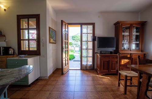 Solanas House | BeLocations - Villa 50 meters from the sea
