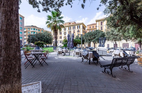 Province of Cagliari Apartment | Benny's rose house. 2 minutes walk to pedestrian area. CIN IT092009C2000Q2584