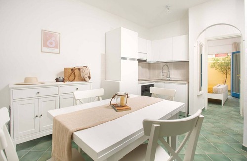 Porto Pozzo Apartment | Bilancia I (Sea View Apartment - 6 Guests)