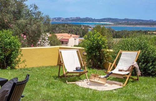 Porto Pozzo Apartment | Bilancia I (Sea View Apartment - 6 Guests)