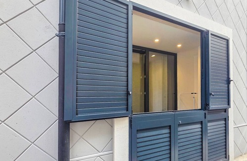Manfredonia Apartment | Blue Pearl - Grey Pearl Suites
