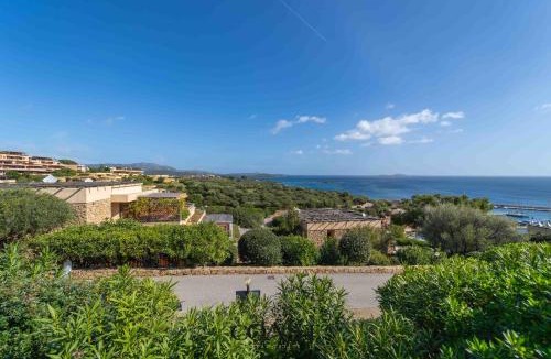 Portisco Apartment | Blue Skyline | Sea View Terrace in Portisco