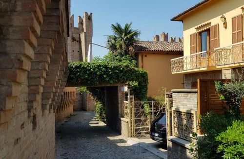 Gradara Bed & Breakfast | Cà La Terrazza - DENTRO IL BORGO STORICO
