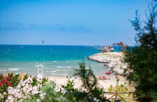 Chiesiola Resort | Camping Village Baia Falcone