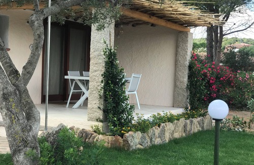 La Conia Villa | Cannigione | 2BR Villa with Garden & Terrace - Near Costa Smeralda-Sleeps 4-Mat3