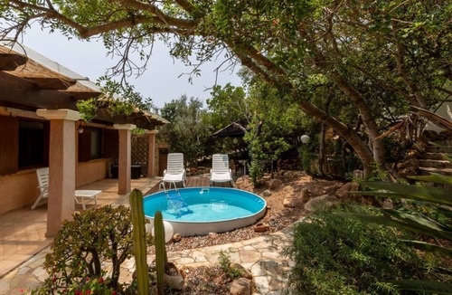 Eden Rock Cottage | Capo Blu House With Sea View is a complex of two holiday homes located in Capo Blu on the South Coast of Sardinia.Their privileged position allows us to have a wonderful sea view.The property is a 5-minute drive from the most beautiful beaches in Souther