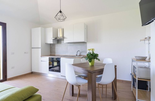 Nurachi Apartment | Casa Aurora Mare - One Bedroom Apartment, Sleeps 3