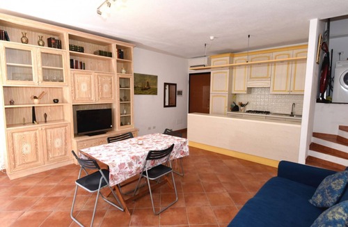 Palau Apartment | Casa di Adriana by Rentbeat