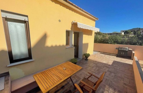 Viddalba House | Casa Gabriela: A Peaceful 2BR Gateway | Private Parking, AC, Near Beach