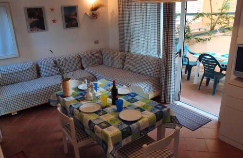 Costa Paradiso House | Casa Gialla