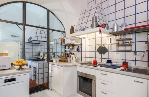 Liparlati House | Casa Giardino with garden and sea view