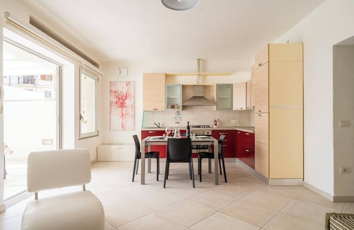 Arbatax House | Casa Indipendente a due Passi dal Centro Storico con Ampie Verande e Cortile