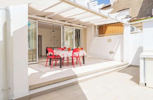 Arbatax House | Casa Indipendente a due Passi dal Centro Storico con Ampie Verande e Cortile