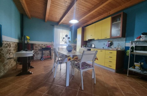 Masainas House | Casa Lara: Holiday Home with Private Garden and Wi-Fi