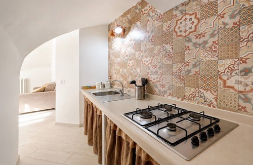Monte Sant'Angelo House | Casa Marosa – In the Heart of the Village