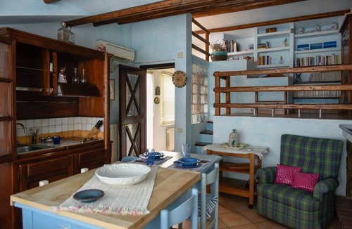 Nuoro Apartment | Casa Ortobene with mountain view