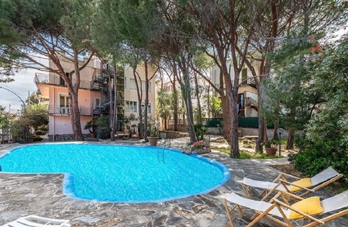 Cala Gonone Apartment | Casa Pigna - Three Bedroom Apartment, Sleeps 13