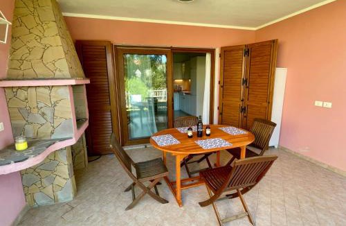 Porto Pino House | Casa Pintada Porto Pino, 500 mt to beach SouthSardiniaHolidays