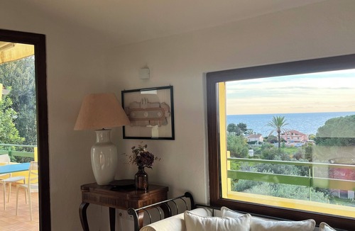 Su Forti Apartment | Casa Poetta - 500m from the sea with 180-degree views of sunrise and sunsets.