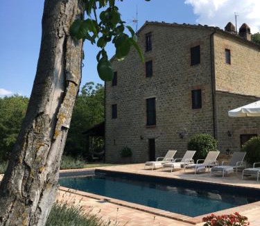Molino Penna Apartment | Casa Serena Apartment