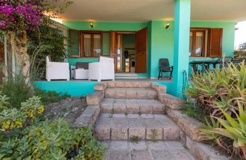 Santa Caterina House | Casa Shanti - 5 Minuti dalla Spiaggia con Piscina Condominiale