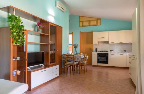 Santa Caterina House | Casa Shanti - 5 Minuti dalla Spiaggia con Piscina Condominiale