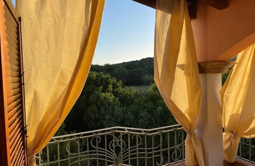 Porto Pino House | Casa Vacanze a Pochi Passi Dalla Bellissima Spiaggia di Portopino