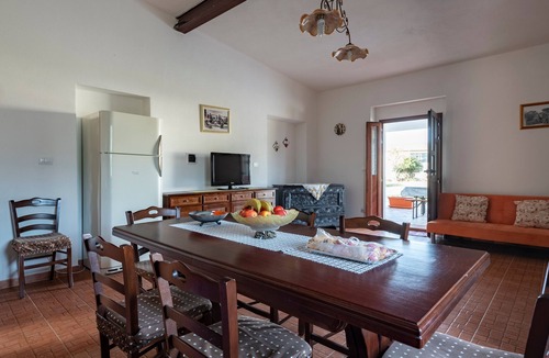 Dorgali House | Casa Vacanze Bonu Iloghe: Mountain View, Private Terrace & Wi-Fi in Dorgali