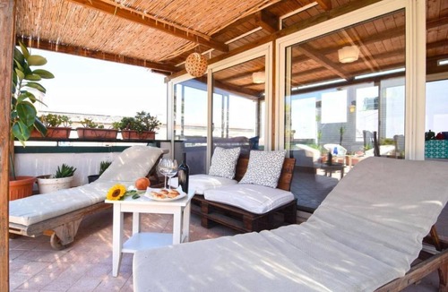 Quartieri Spagnoli Apartment | Case Cosi Napoli