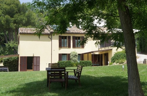 Castel di Mezzo Apartment | Case San Bartolo: Unique Country House in Protected Park Near the Sea with Pool.
